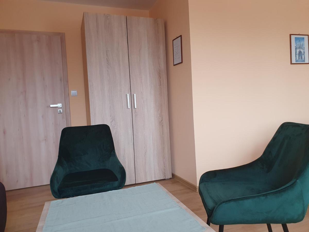 Pension Zeleny Strom Mikulov Extérieur photo